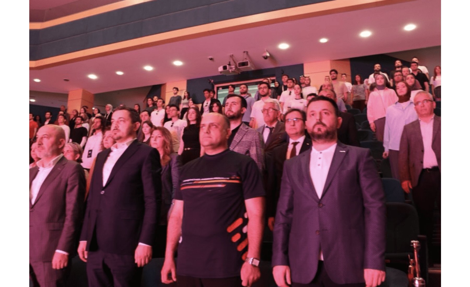 Sakarya Üniversitesi ev sahipliğinde düzenlenen G-FAST Fikir Sepeti Final Etkinliği, girişimcilik ve yenilikçi projeleri buluşturdu.