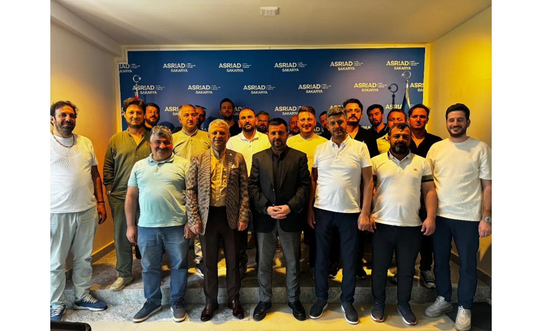 Girişimci İşadamları Vakfı Sakarya Başkanı Baki Demir ve yönetimi, ASRİAD Sakarya’yı ziyaret ederek iş birliği mesajı verdi.